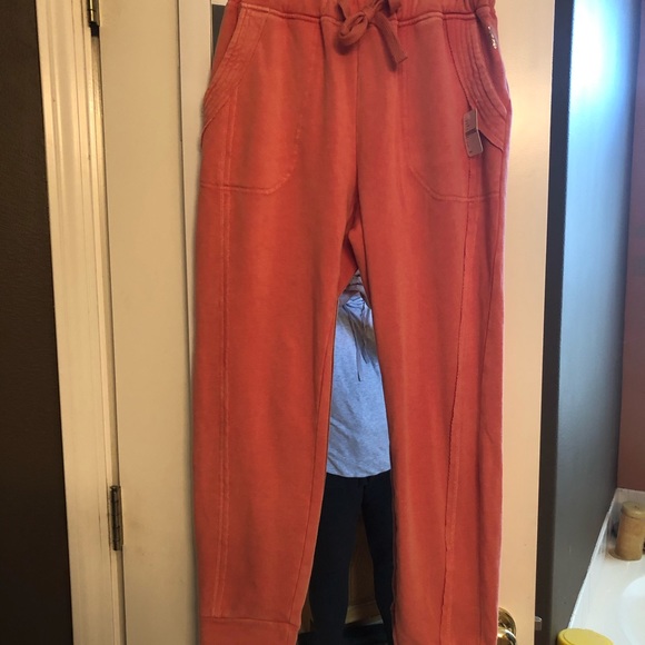 Free People Work It Out Jogger Orange - Picture 4 of 9